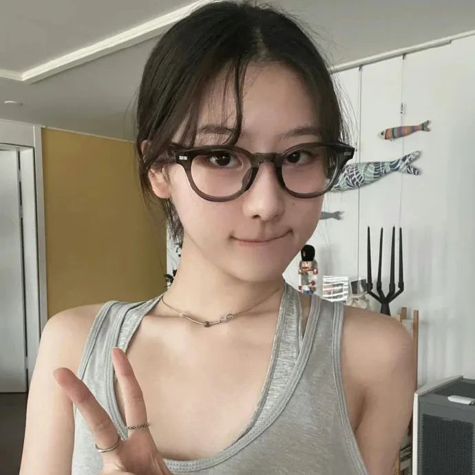 金发美人